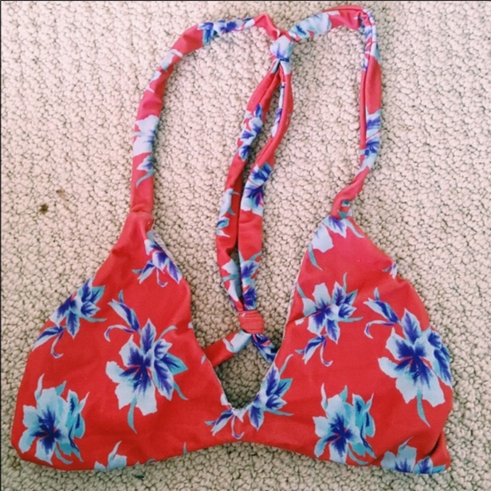 ISO of VA Aloha Yelapa top in Petite